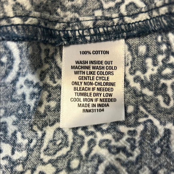 Women's Wonderly Blue Floral Top - Picture 4 of 7